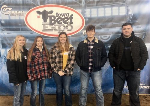  CCA FFA Members at Iowa Beef Expo